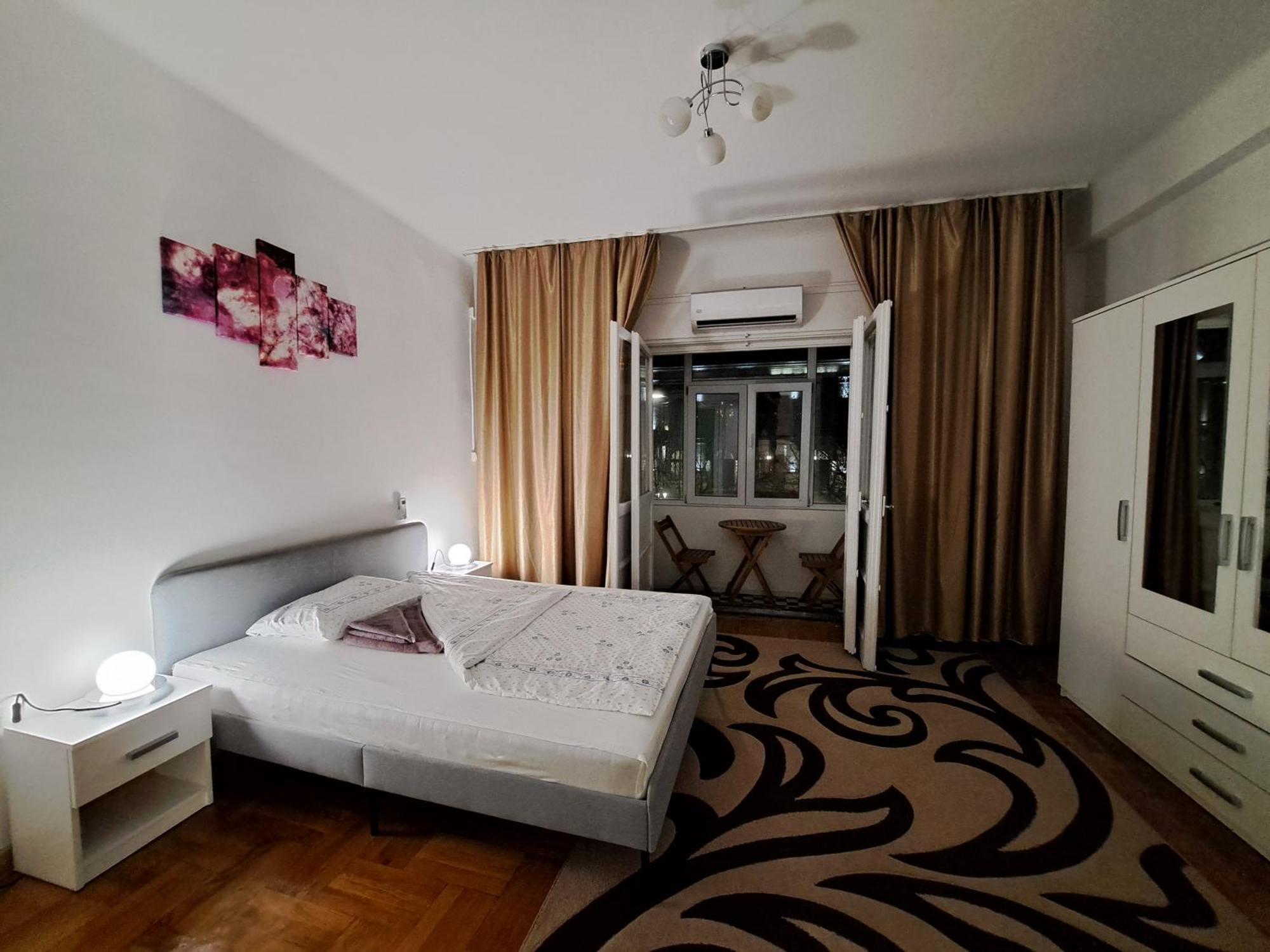 Apartamento Amytis Flat Old City Bucarest Exterior foto