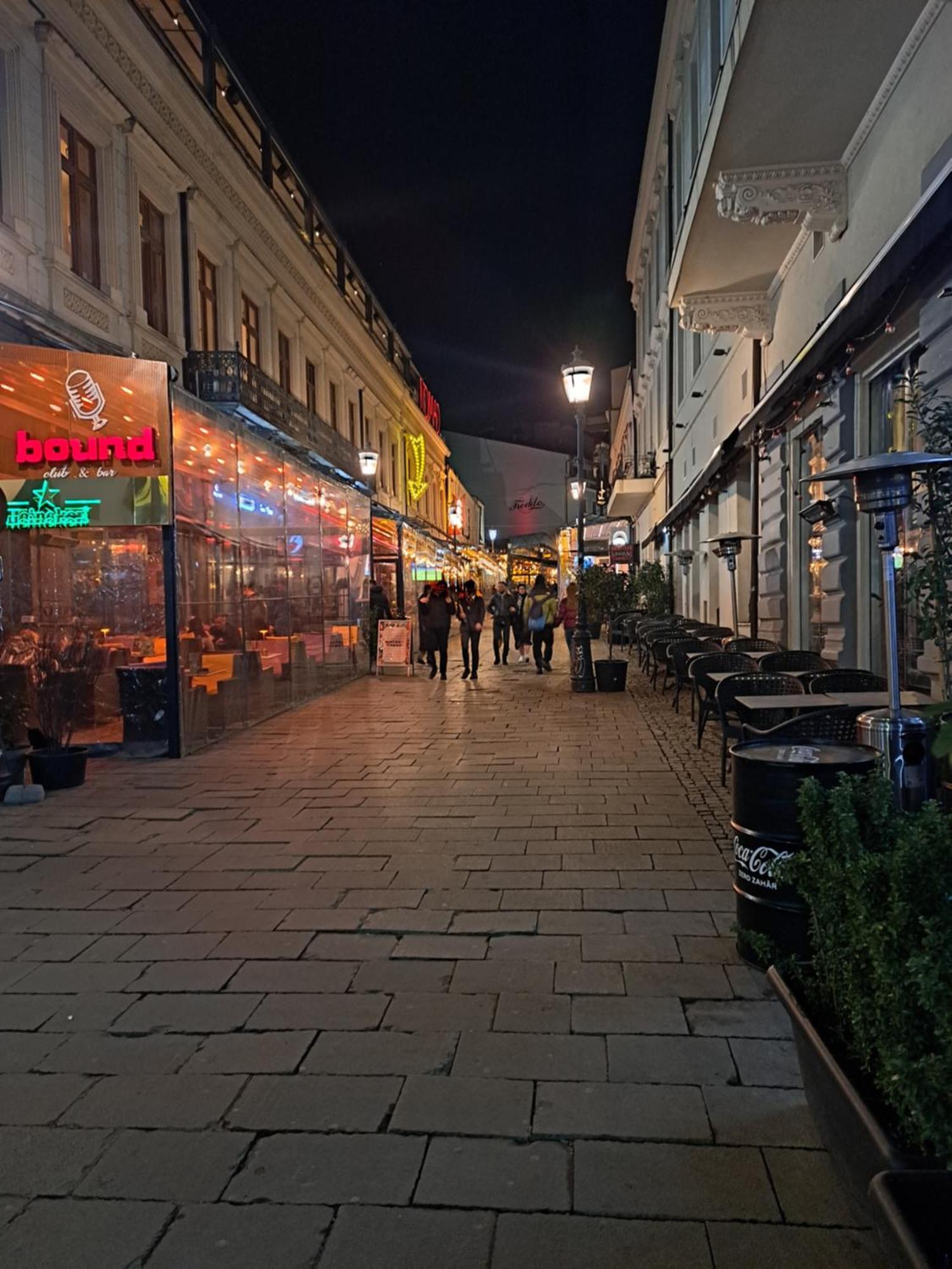 Apartamento Amytis Flat Old City Bucarest Exterior foto