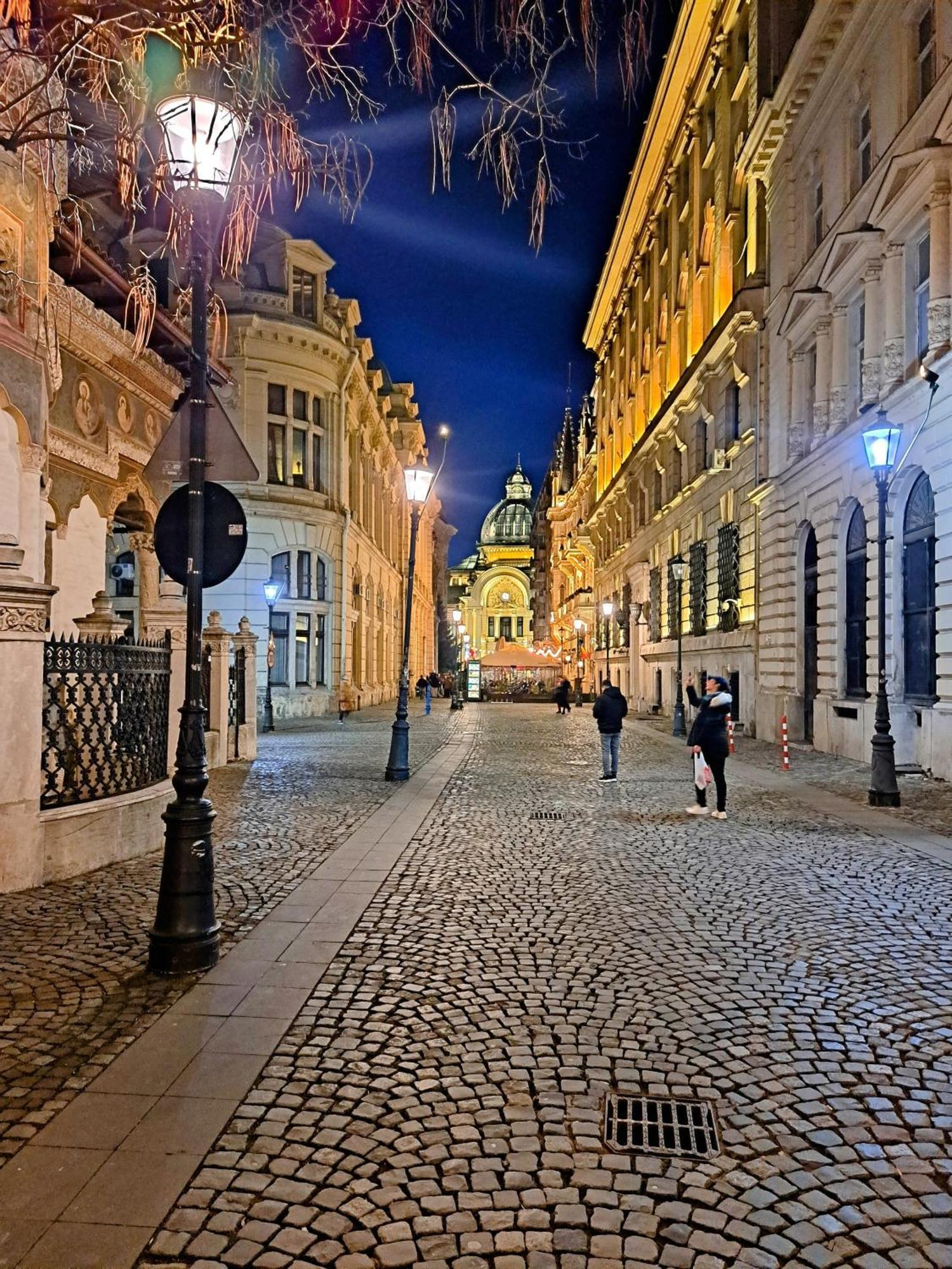 Apartamento Amytis Flat Old City Bucarest Exterior foto
